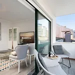 Host Wise - Elegant Spacious Flat W Balcony - Ace Location Vila Nova de Gaia