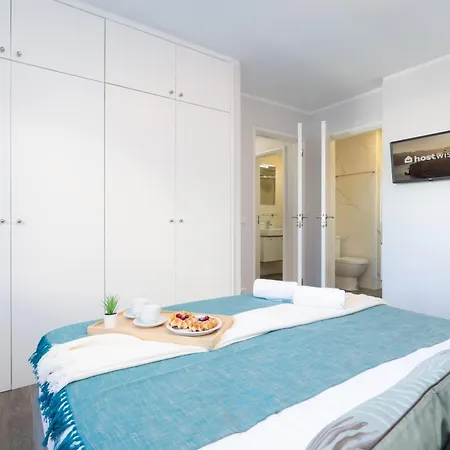 Host Wise - Elegant Spacious Flat W Balcony - Ace Location *