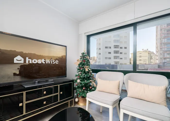 Apartman Host Wise - Elegant Spacious Flat W Balcony - Ace Location Vila Nova de Gaia