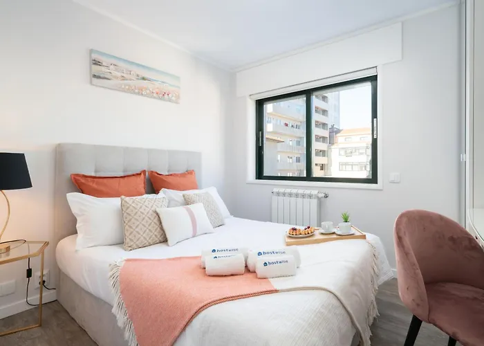 Apartmán Host Wise - Elegant Spacious Flat W Balcony - Ace Location *