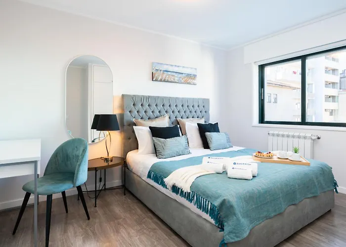 Apartmán Host Wise - Elegant Spacious Flat W Balcony - Ace Location