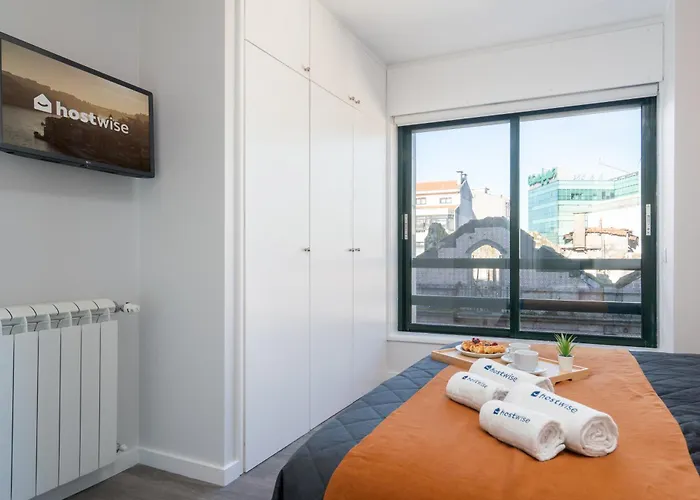 Host Wise - Elegant Spacious Flat W Balcony - Ace Location Vila Nova de Gaia